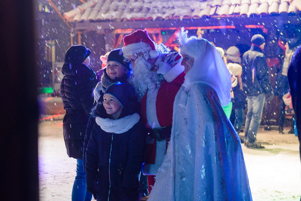 Święty Mikołaj odwiedził Rynek Krosna. Fot. Łukasz Jaracz