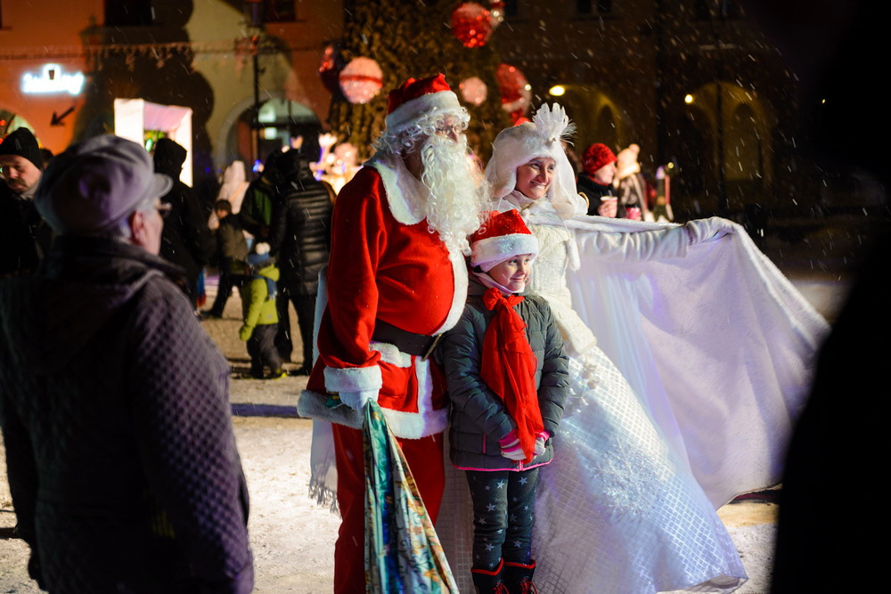 Święty Mikołaj odwiedził Rynek Krosna. Fot. Łukasz Jaracz