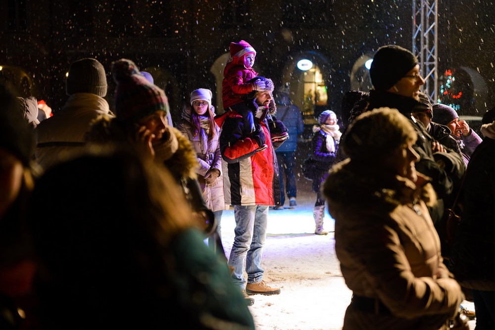 Święty Mikołaj odwiedził Rynek Krosna. Fot. Łukasz Jaracz