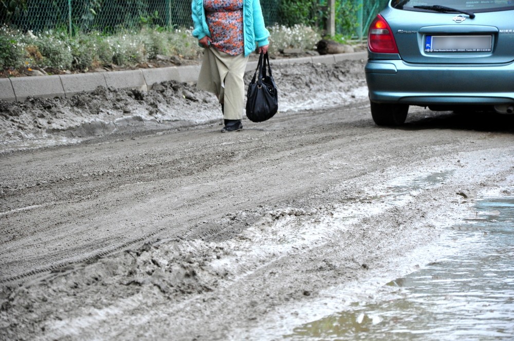 Zamknięta ul. Moniuszki. Mieszkańcy skarżą się na chaos