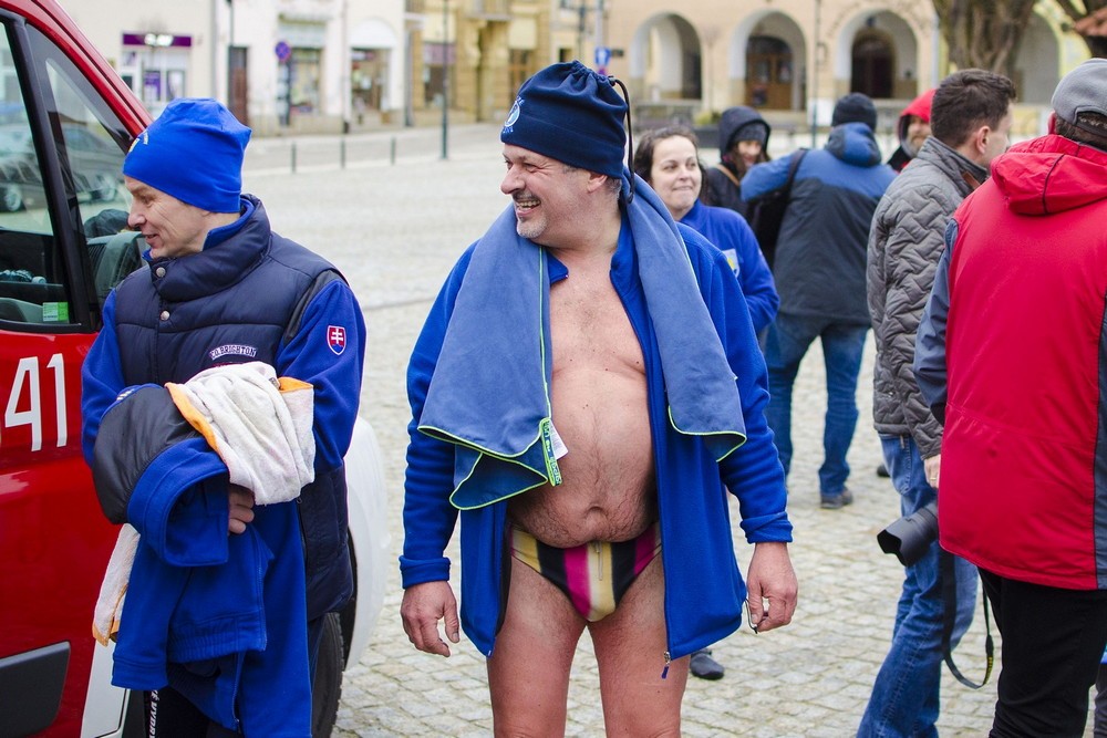 III Krośnieńskie Morsowanie na Rynku. Fot. Karol Słomka