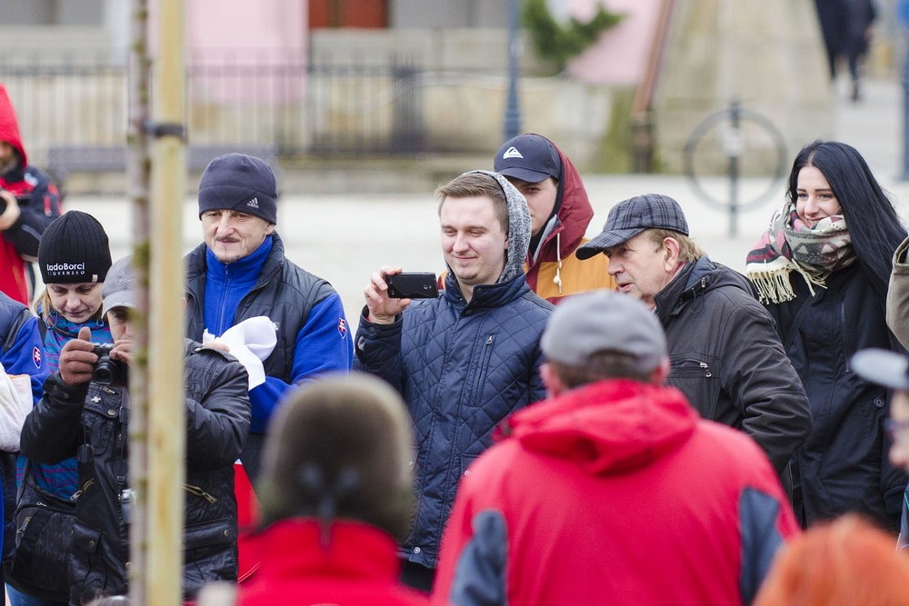 III Krośnieńskie Morsowanie na Rynku. Fot. Karol Słomka