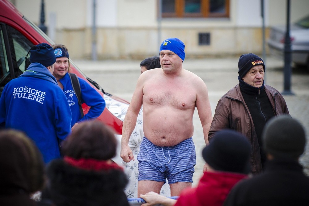 III Krośnieńskie Morsowanie na Rynku. Fot. Karol Słomka