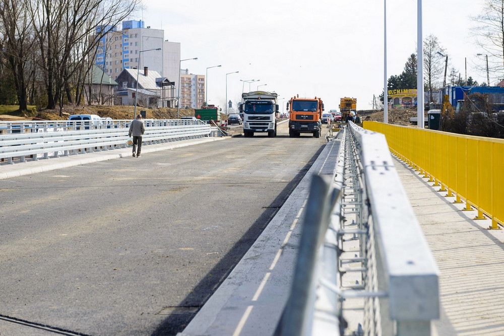 Próbne obciążenie mostu na DK28. Fot. Łukasz Jaracz