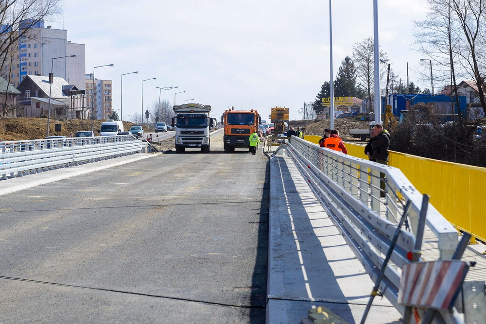 Próbne obciążenie mostu na DK28. Fot. Łukasz Jaracz