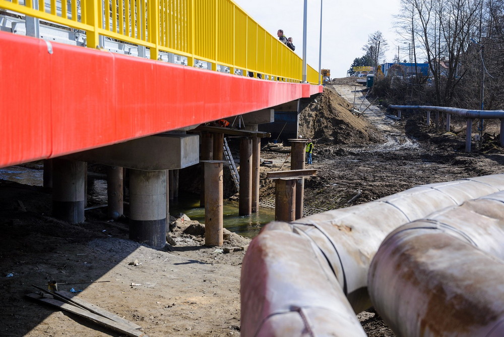 Próbne obciążenie mostu na DK28. Fot. Łukasz Jaracz