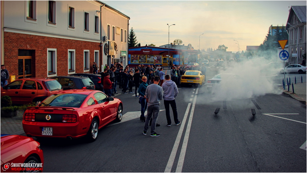 II zlot podkarpackich Mustangów w Korczynie. Fot. Wojciech Zborowski