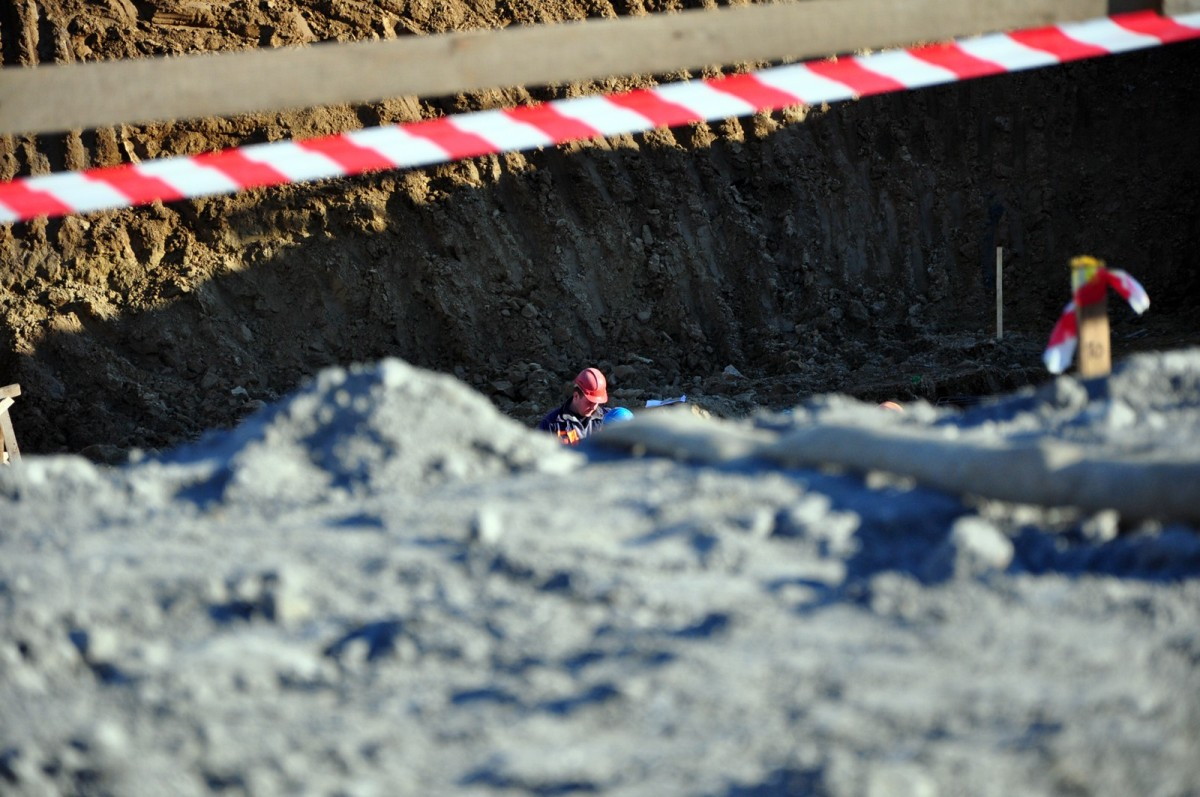 Trwaja prace przy budowie wiaduktu na DK 28