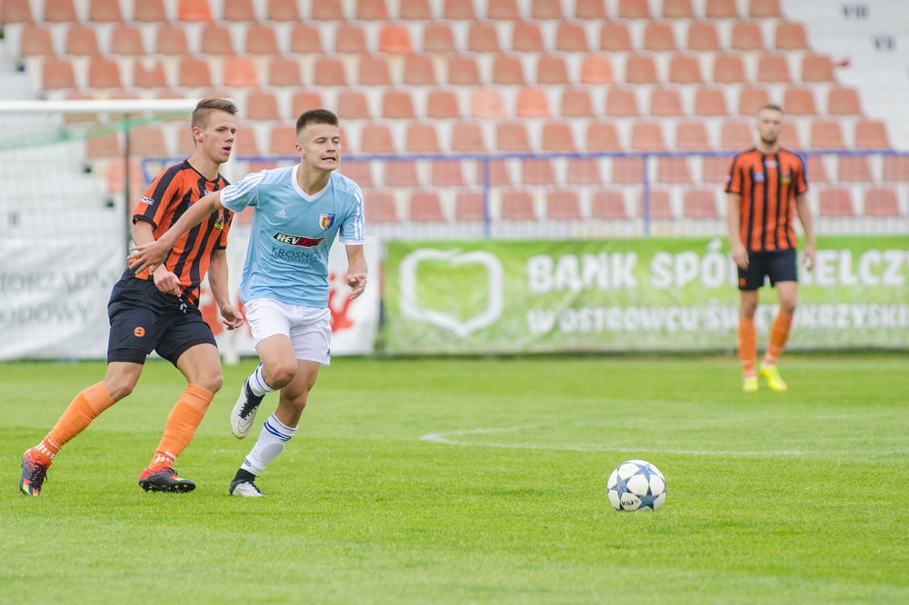 Ostrowiec Świętokrzyski - Karpaty Krosno. Fot. Karol Słomka