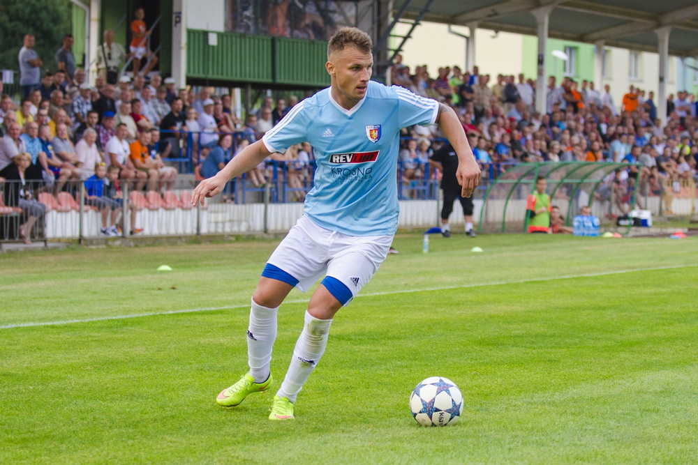 Ostrowiec Świętokrzyski - Karpaty Krosno. Fot. Karol Słomka