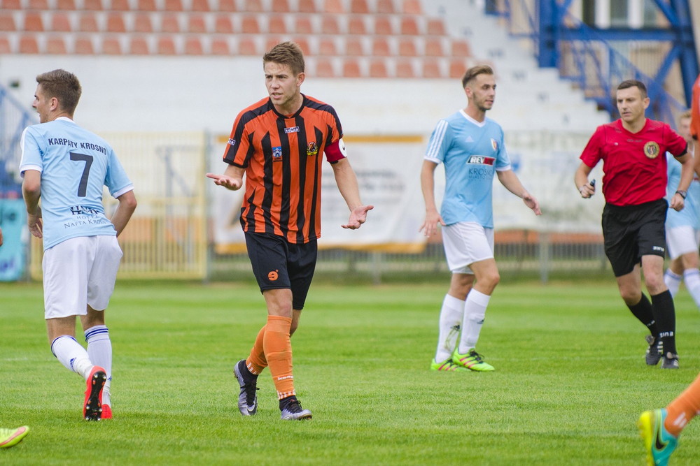 Ostrowiec Świętokrzyski - Karpaty Krosno. Fot. Karol Słomka