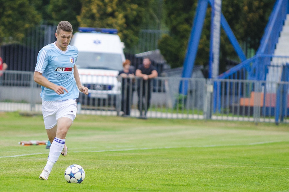 Ostrowiec Świętokrzyski - Karpaty Krosno. Fot. Karol Słomka