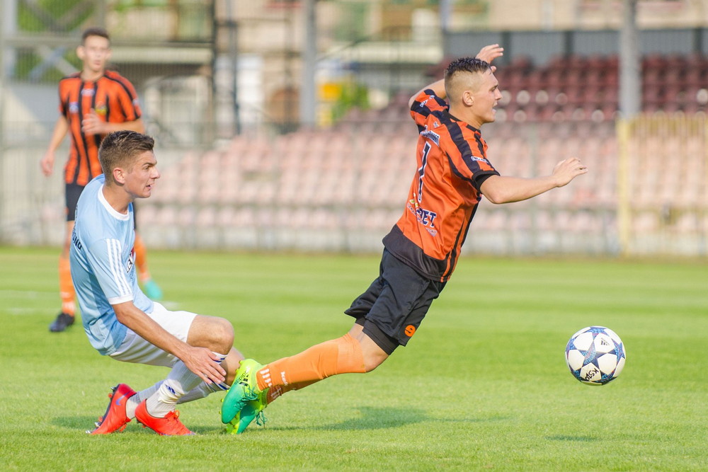 Ostrowiec Świętokrzyski - Karpaty Krosno. Fot. Karol Słomka