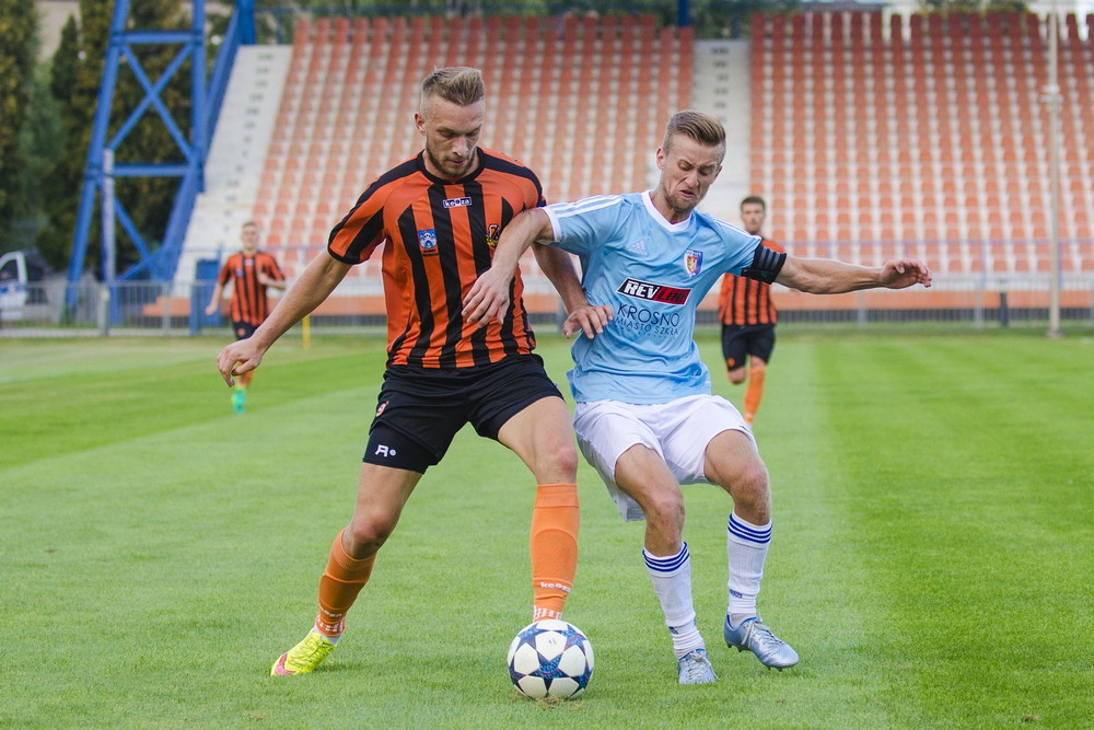 Ostrowiec Świętokrzyski - Karpaty Krosno. Fot. Karol Słomka