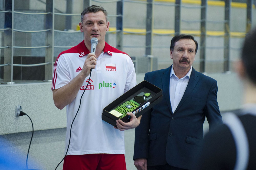 Paweł Papke na siatkarskim treningu w Krośnie. Fot. Karol Słomka