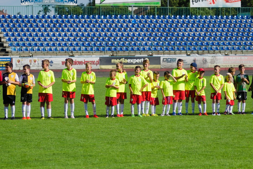 PIŁKA NOŻNA: prezentacja drużyn Karpat Krosno