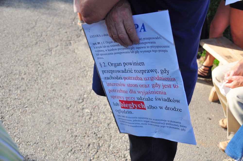Protestowali przeciwko spalarni w Jedliczu!. Fot. Piotr Dymiński