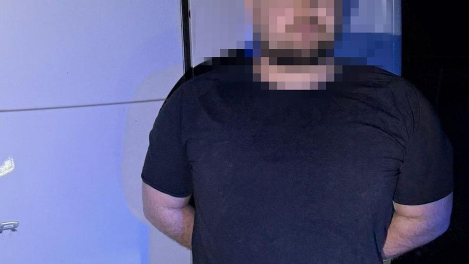 Międzynarodowa akcja służb – zatrzymano kuriera z migrantami z Azji