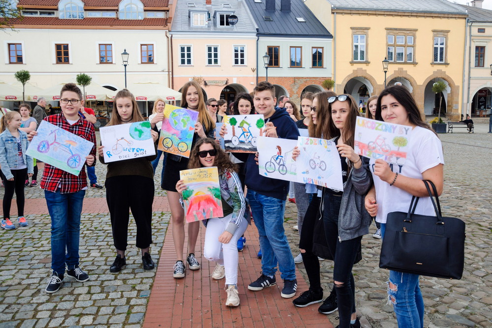 "Rower Pomaga". Fot. Piotr Dymiński