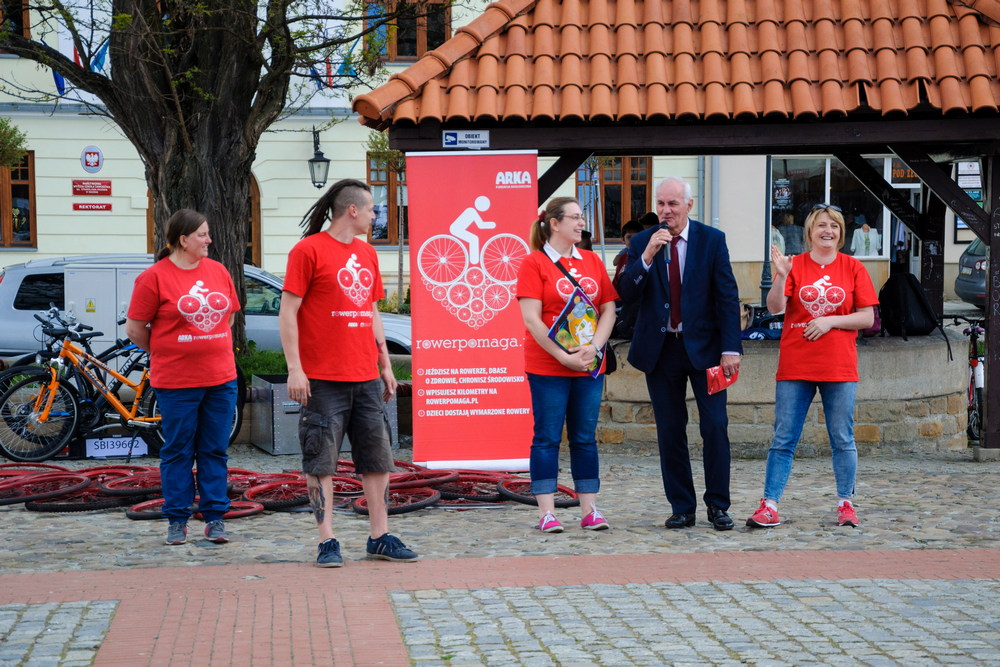 "Rower Pomaga". Fot. Piotr Dymiński
