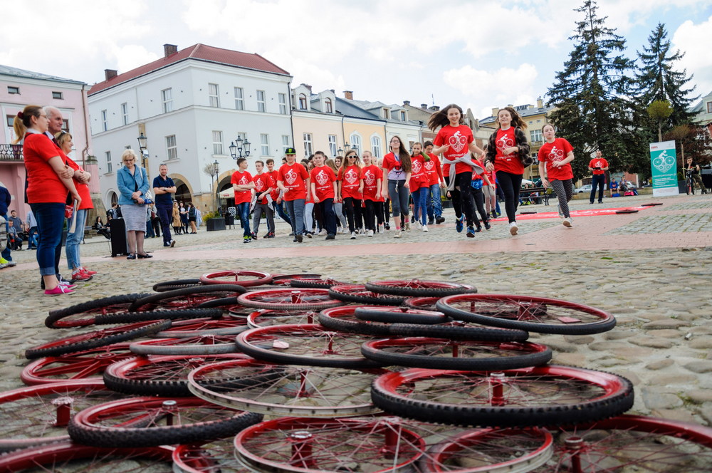 "Rower Pomaga". Fot. Piotr Dymiński
