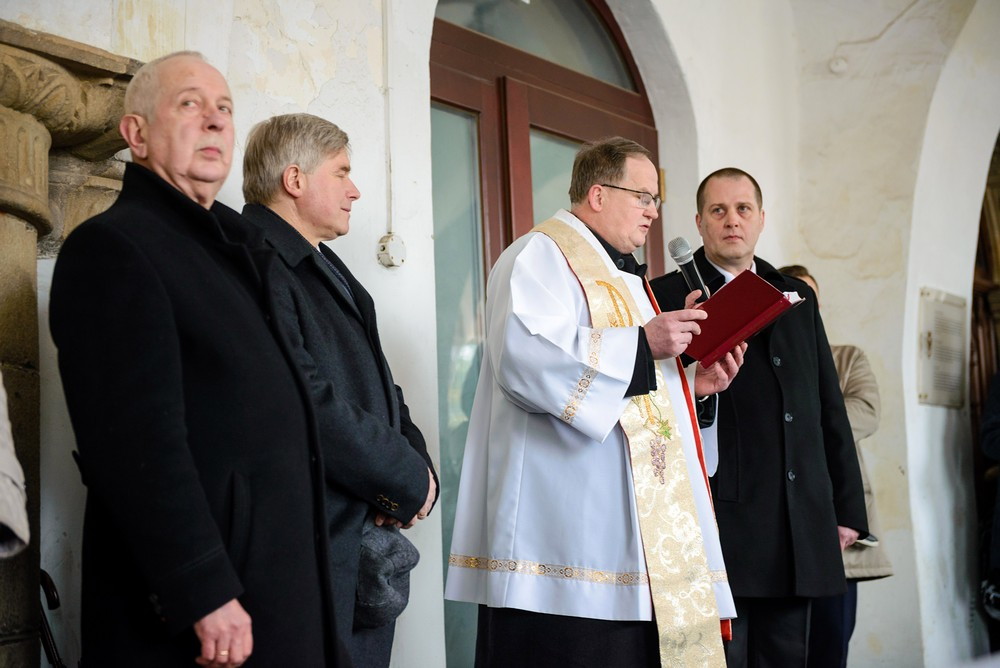 Święcenie pokarmów na rynku. Fot. Łukasz Jaracz