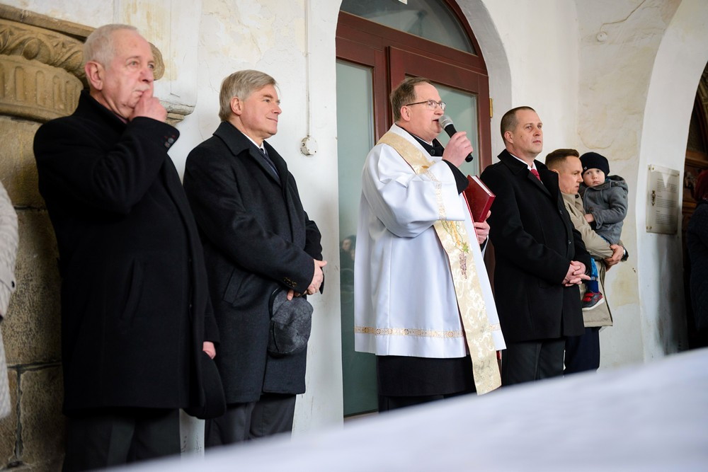 Święcenie pokarmów na rynku. Fot. Łukasz Jaracz