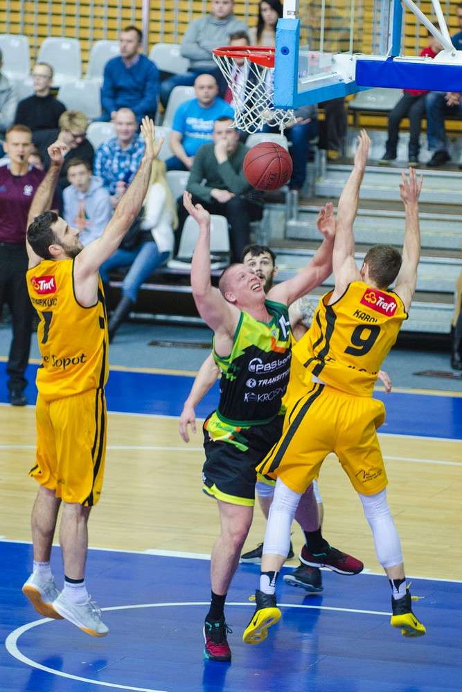 Puchar Polski: Trefl Sopot - Miasto Szkła Krosno. Fot. Karol Słomka