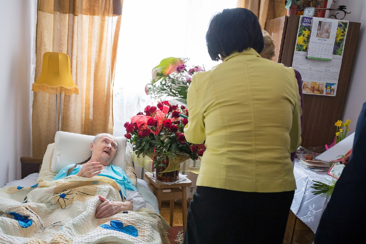 100. urodziny Krośnianki Pani Heleny Menet