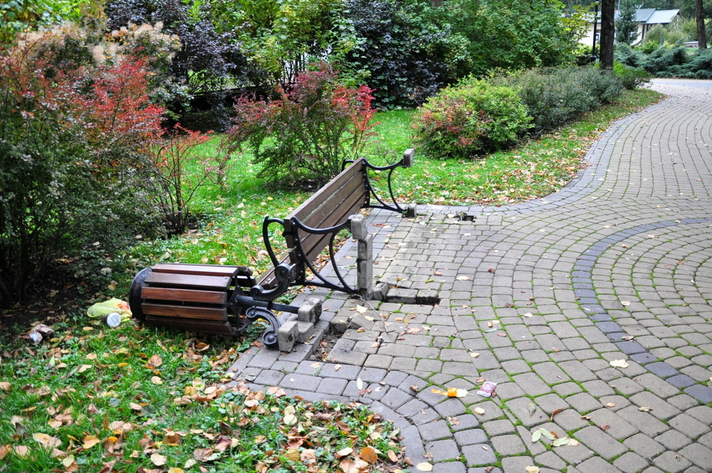 Wandalizm w Ogródku Jordanowskim...