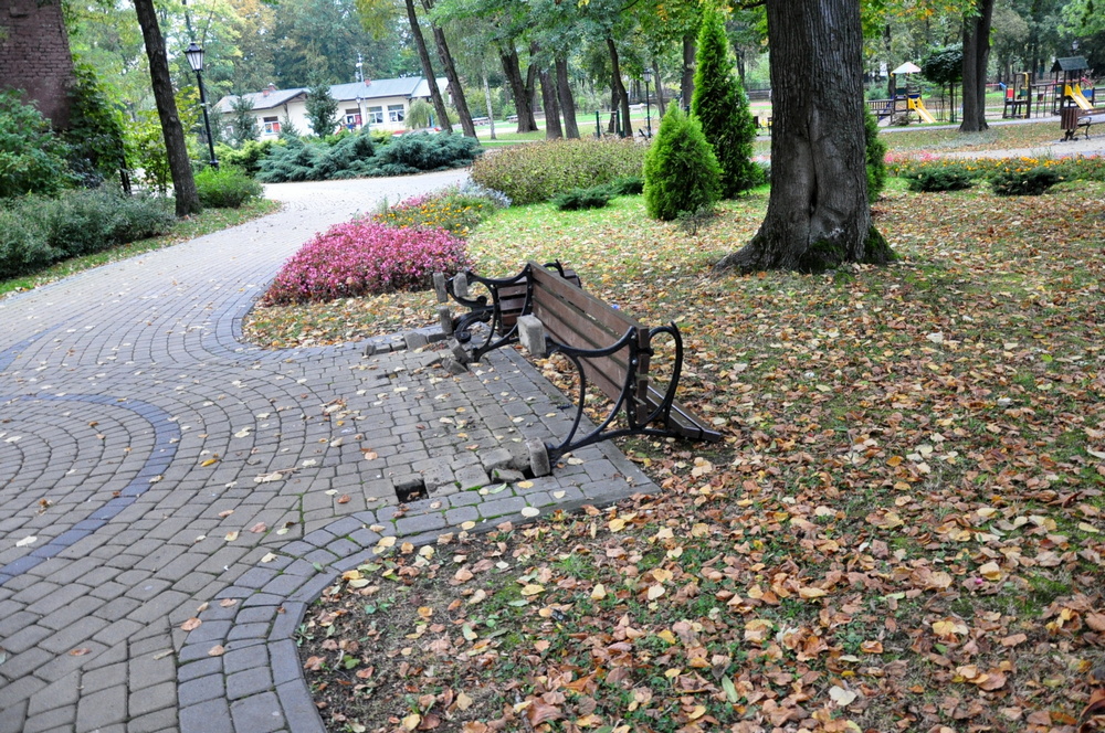 Wandalizm w Ogródku Jordanowskim...