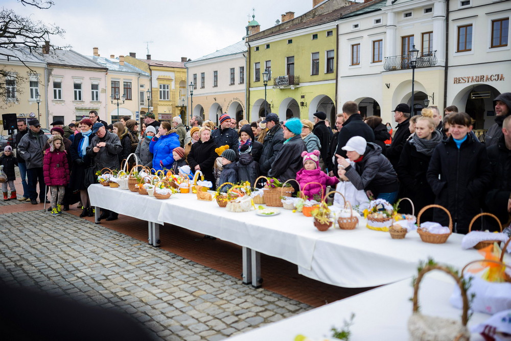 Wielkanocne święcenie pokarmów na Rynku