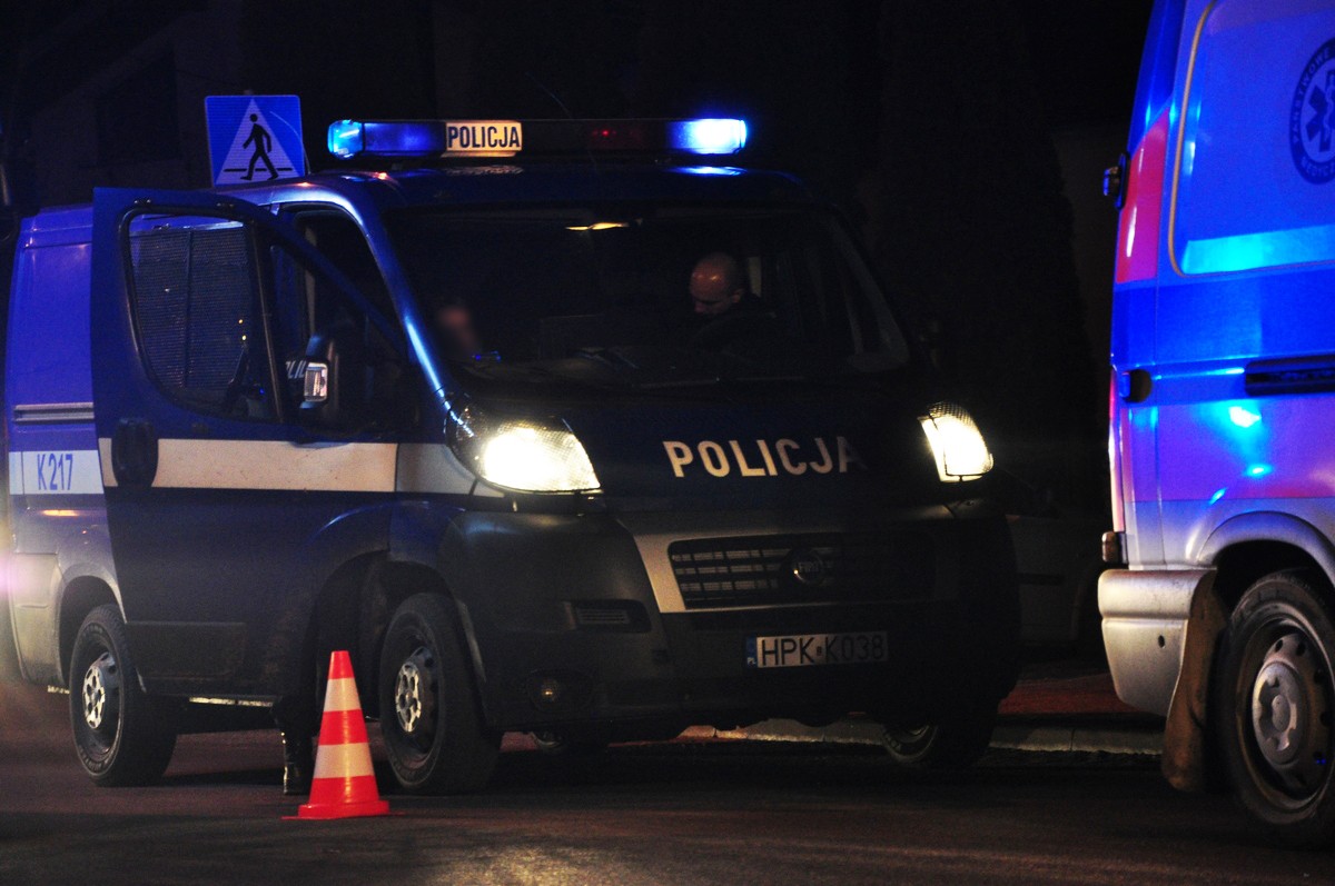 Volkswagenem uderzył w latarnie