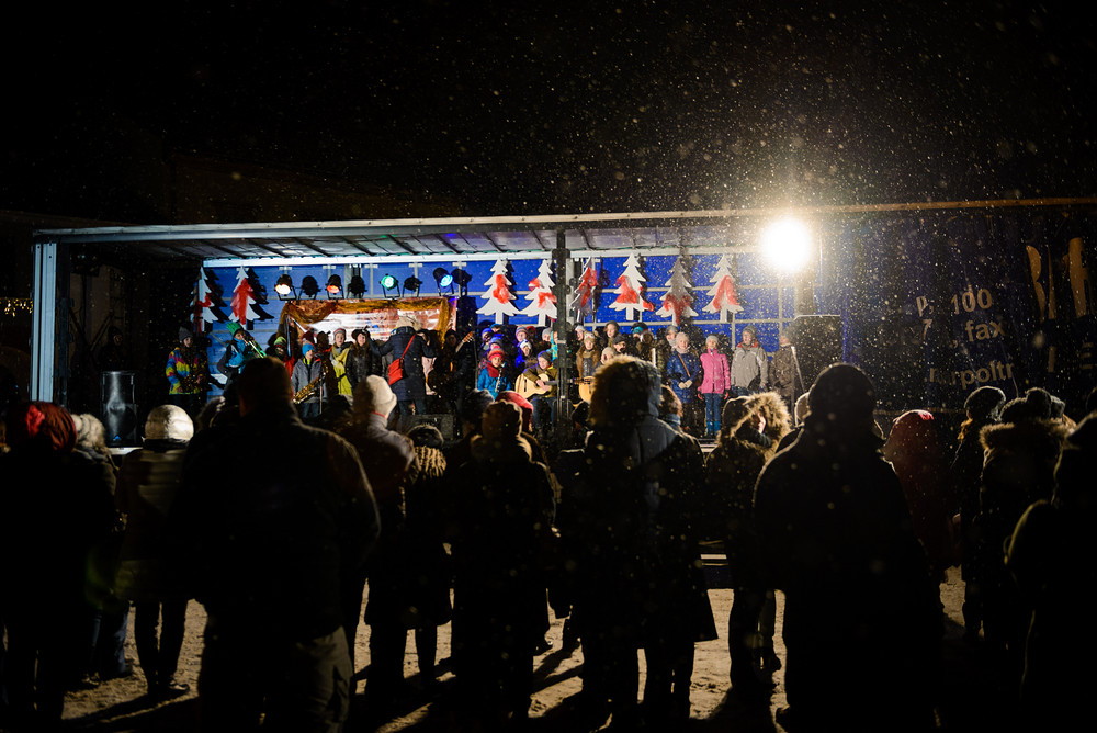 Wigilia 2016 na Rynku w Krośnie. Fot. Łukasz Jaracz