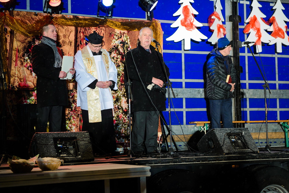 Wigilia 2016 na Rynku w Krośnie. Fot. Łukasz Jaracz