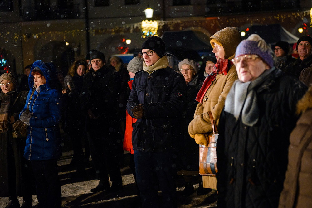 Wigilia 2016 na Rynku w Krośnie. Fot. Łukasz Jaracz