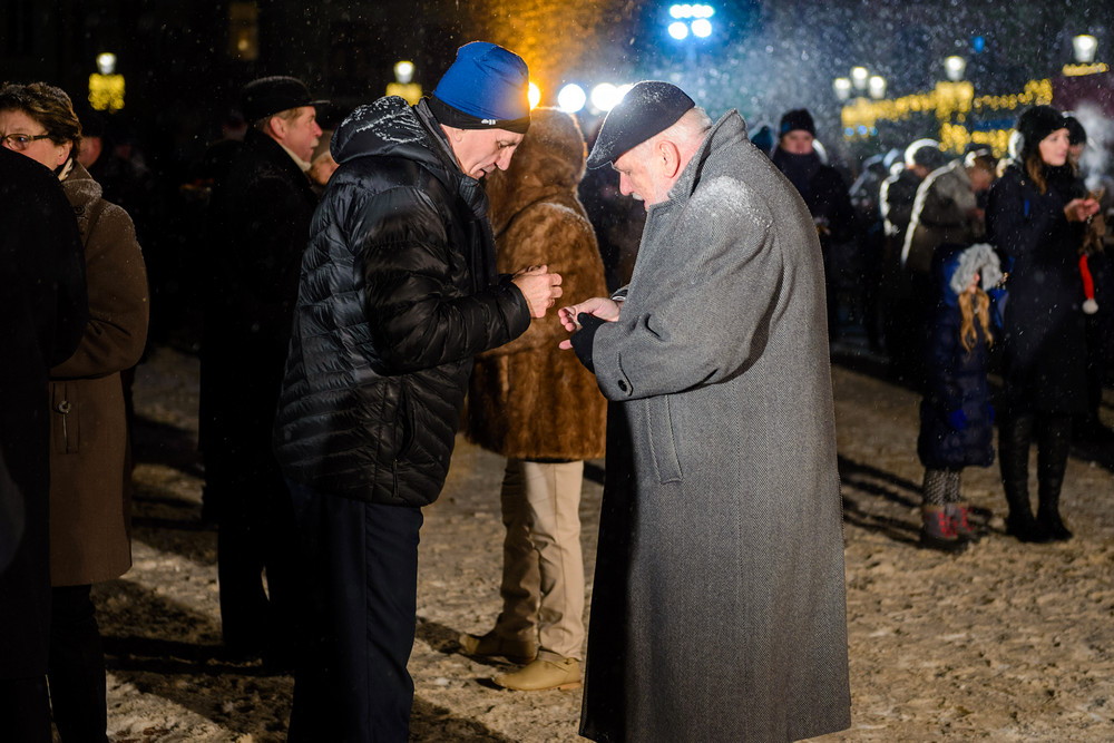 Wigilia 2016 na Rynku w Krośnie. Fot. Łukasz Jaracz