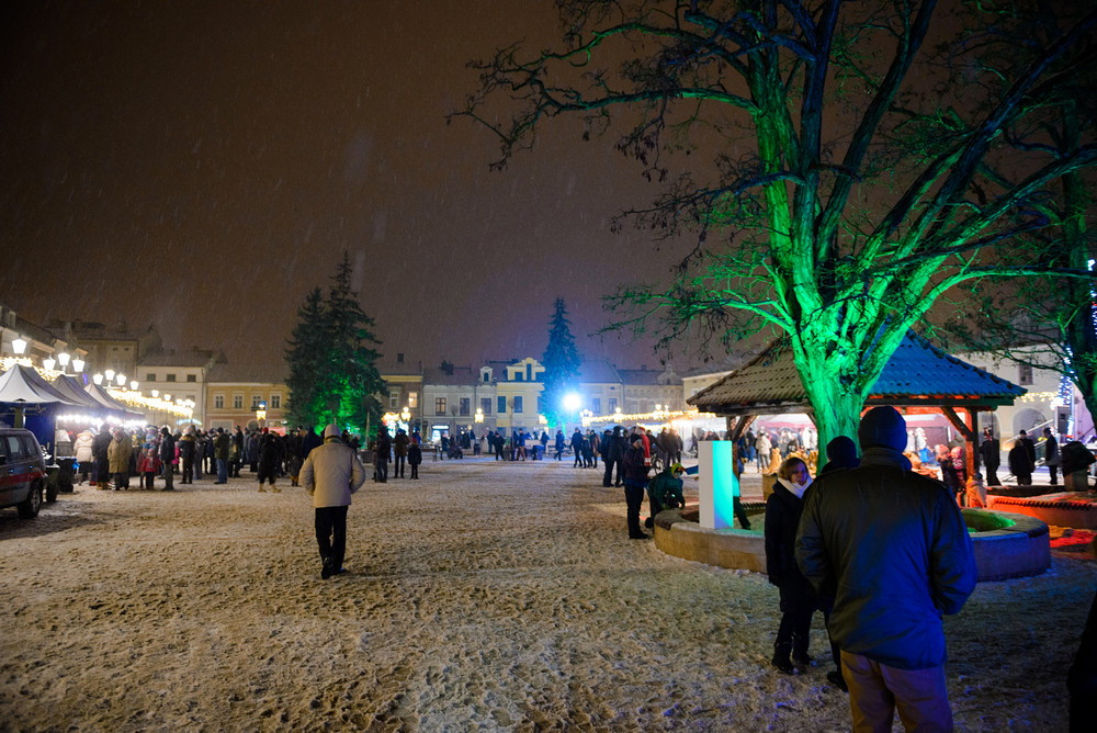 Wigilia 2016 na Rynku w Krośnie. Fot. Łukasz Jaracz