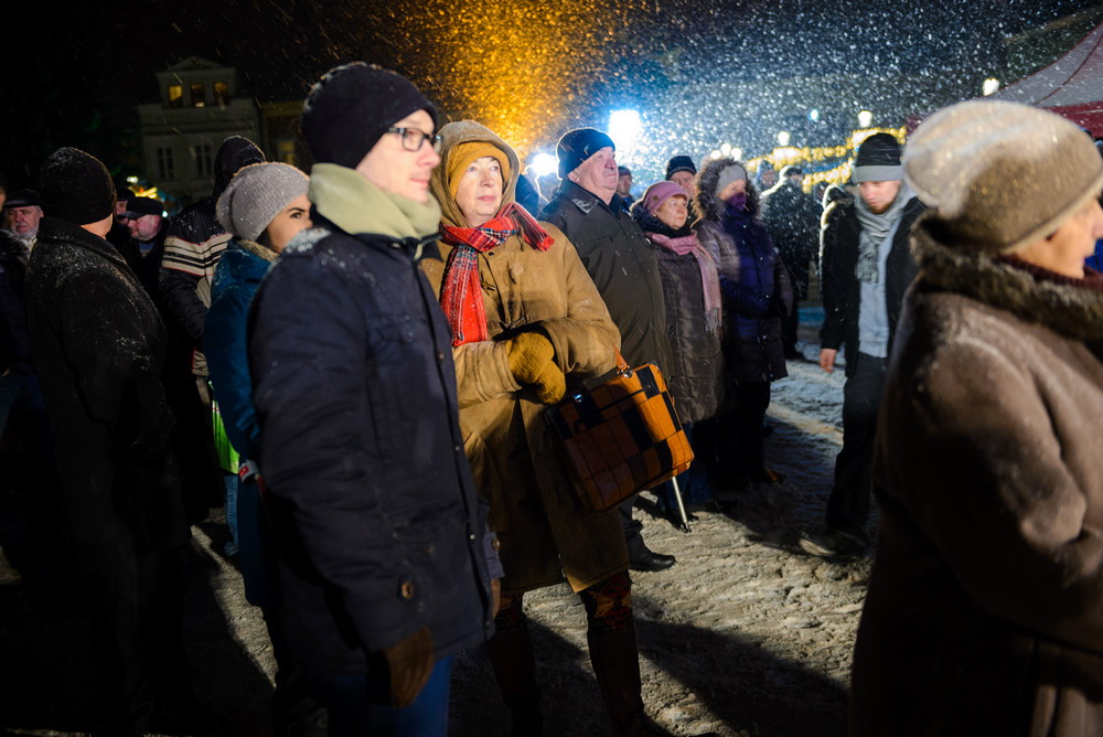 Wigilia 2016 na Rynku w Krośnie. Fot. Łukasz Jaracz