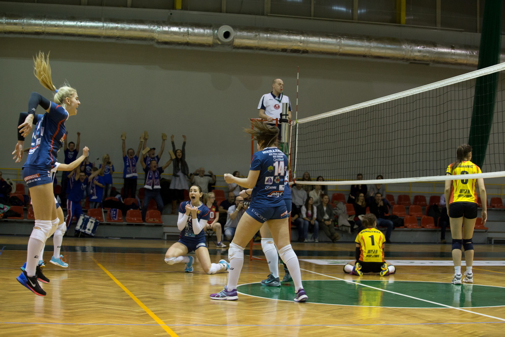 Wisła Warszawa - AZS PWSZ Karpaty MOSiR KHS Krosno. Fot. Paweł Matelowski