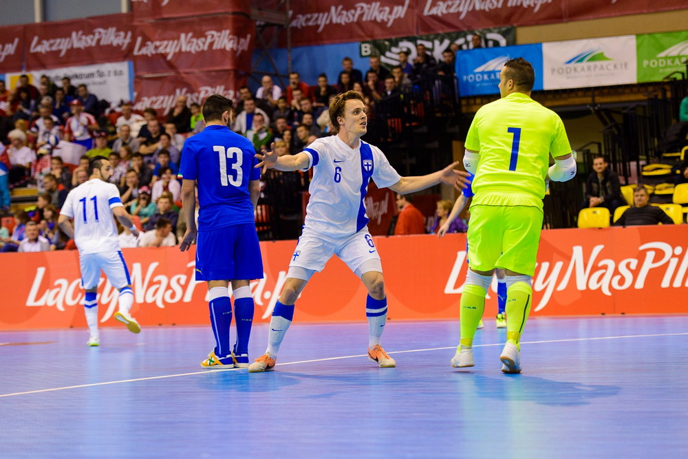 FUTSAL: Włochy - Finlandia. Fot. Łukasz Jaracz