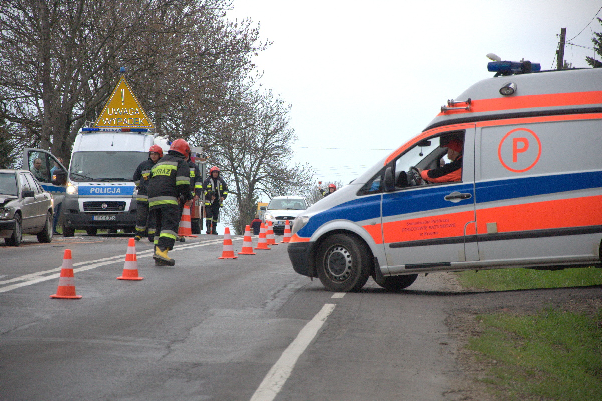 Zderzenie trzech osobówek na Bieszczadzkiej