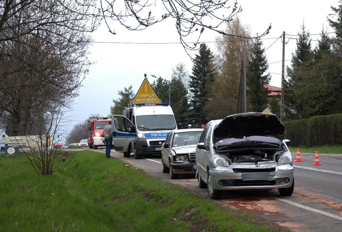 Zderzenie trzech osobówek na Bieszczadzkiej