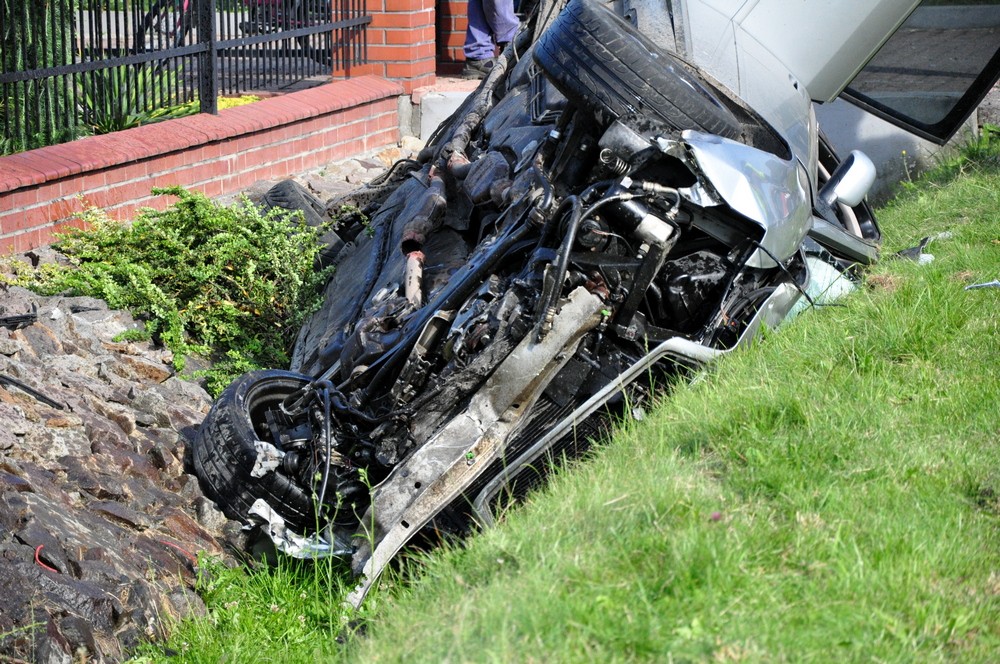 Dachowanie w Bratkówce. Jedna osoba ranna