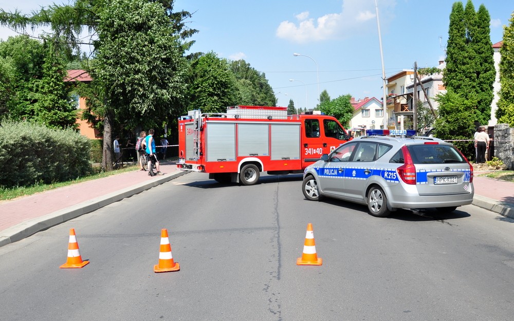 Zderzenie dwóch aut na Okrzei.