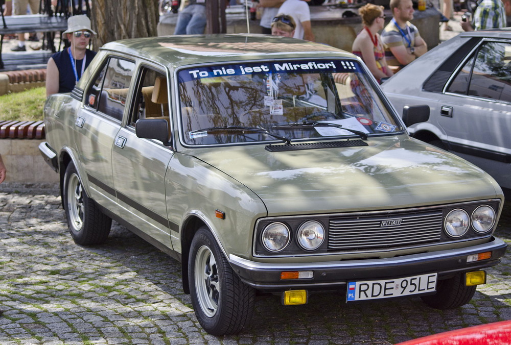 IV Oficjalne Spotkanie Pojazdów Zabytkowych. Fot. Karol Słomka