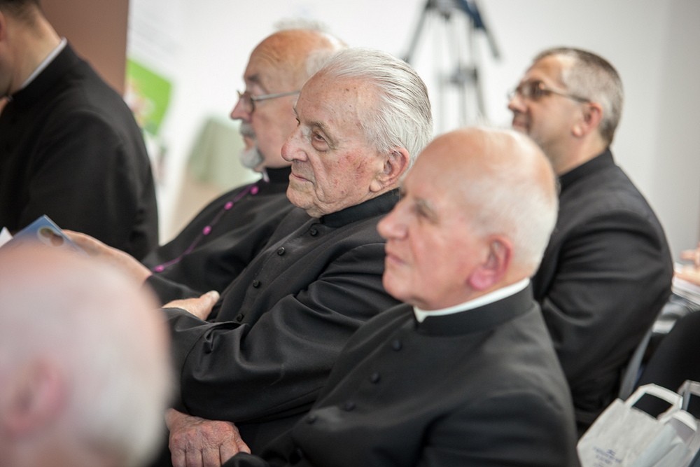 W Krośnie odbył się III Ogólnopolski Zjazd Szpitali noszących imię Jana Pawła II