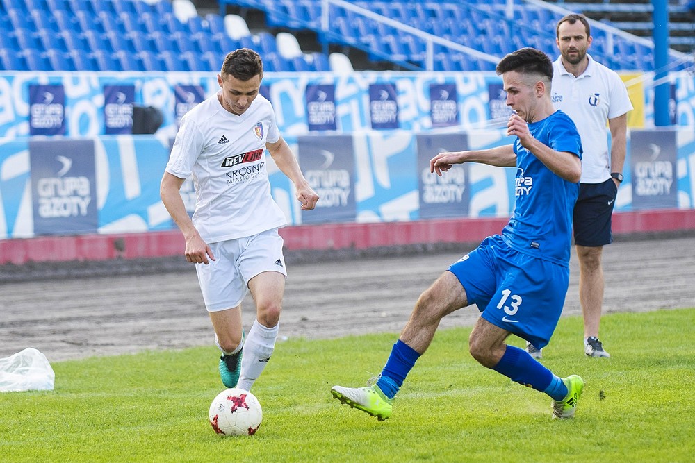 ZKS Unia Tarnów - Karpaty Krosno. Fot. Karol Słomka