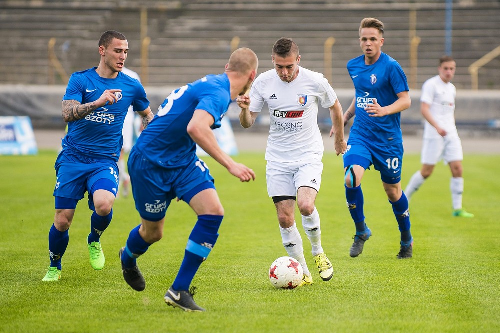 ZKS Unia Tarnów - Karpaty Krosno. Fot. Karol Słomka