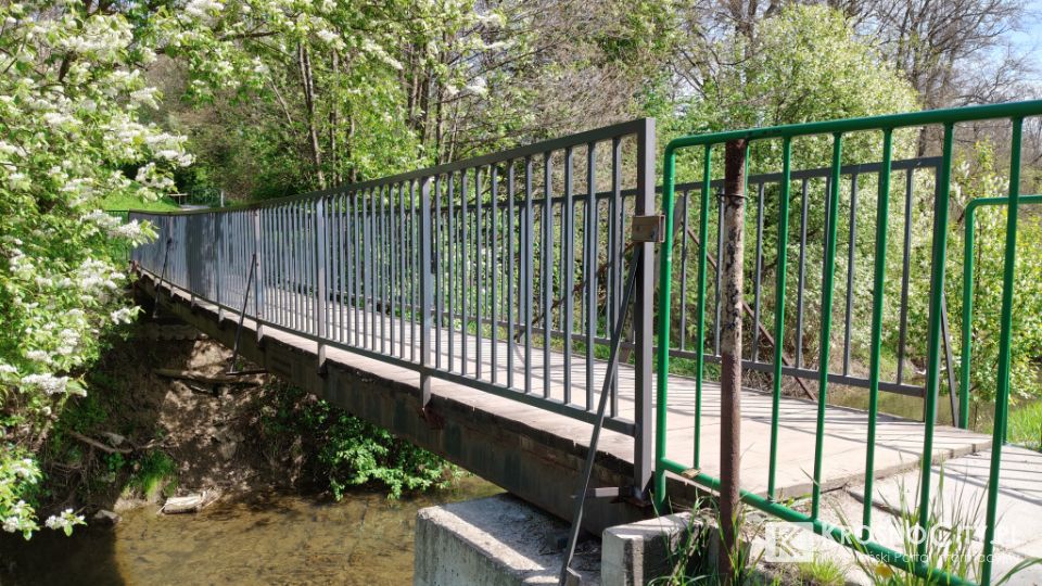 Kładka nad Lubatówką - os. Traugutta.